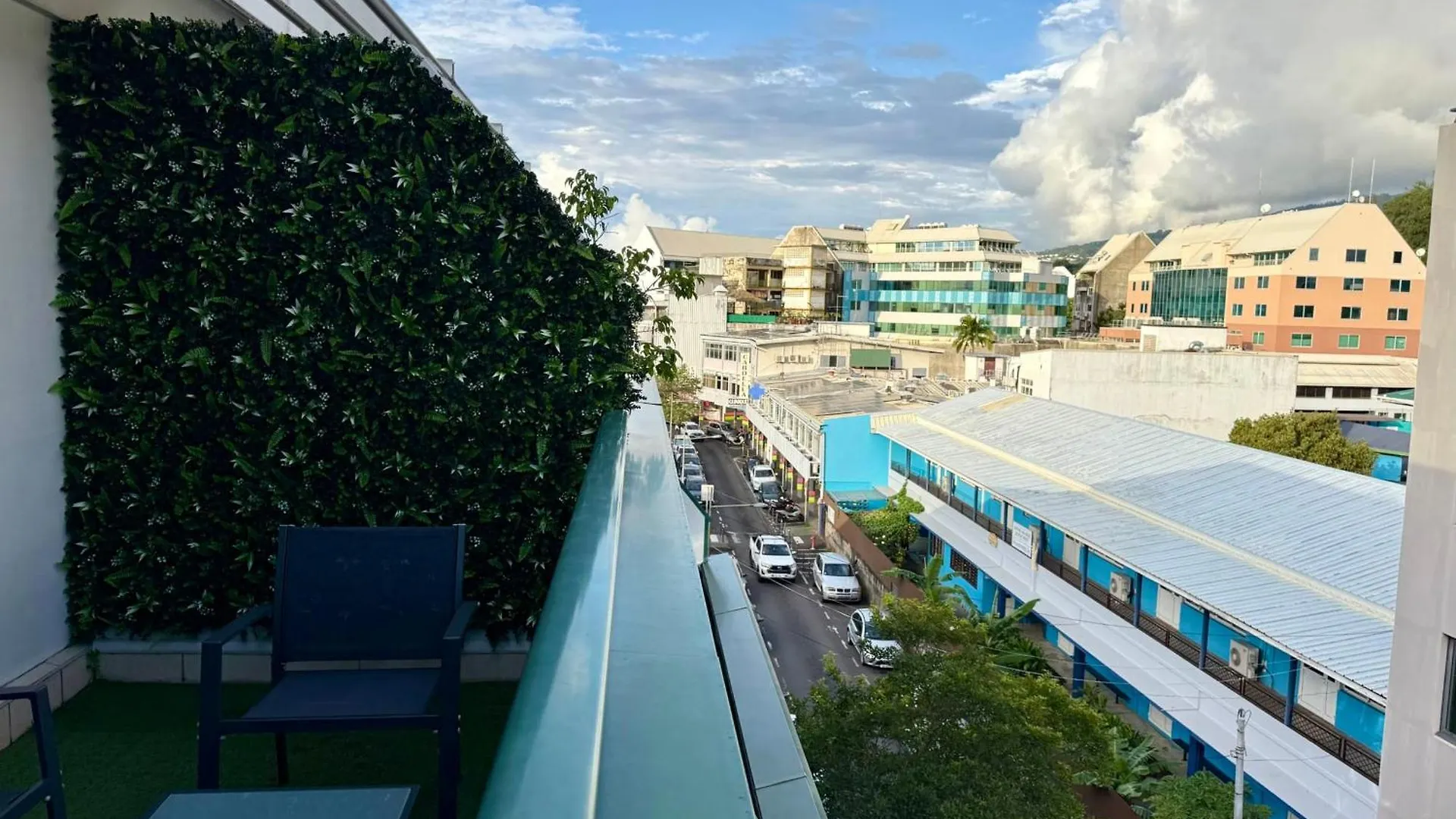 Studio Tehetu City - Heart Of Papeete - Wifi Ac Park - 3 People Apartment