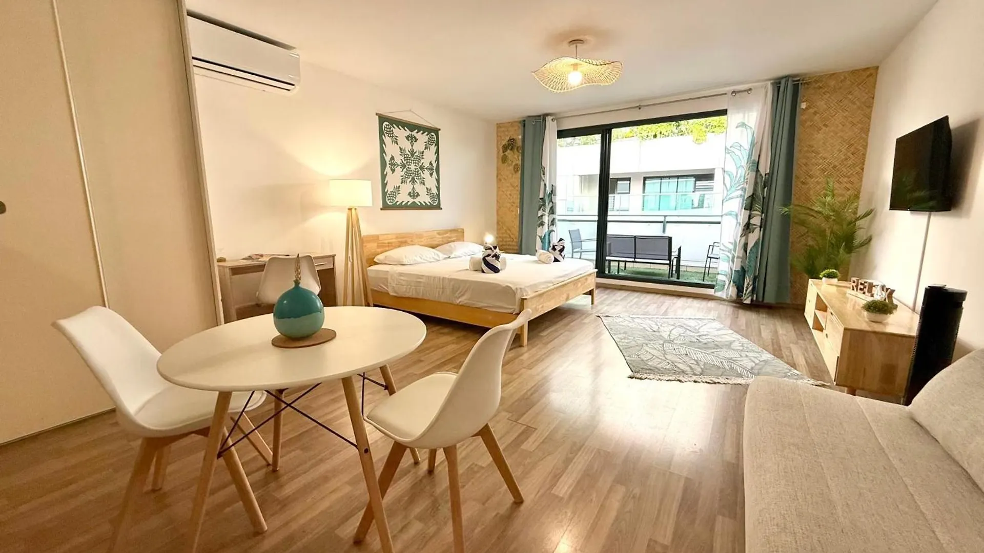 Studio Tehetu City - Heart Of Papeete - Wifi Ac Park - 3 People
